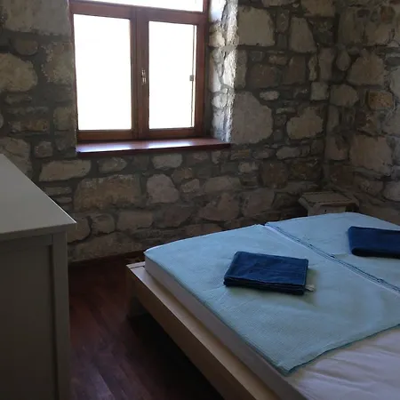 Stone-villa Tashmahal Villa Mazi