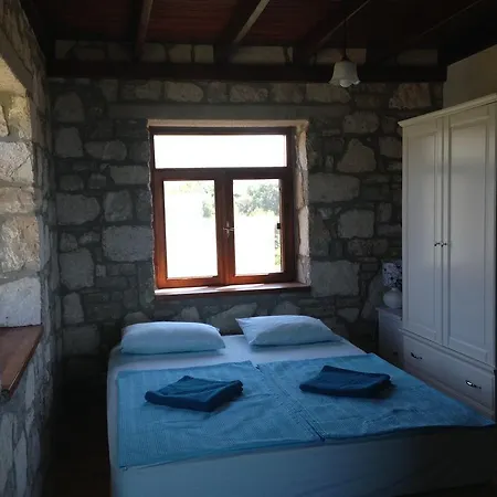 Stone-villa Tashmahal וילה Mazi